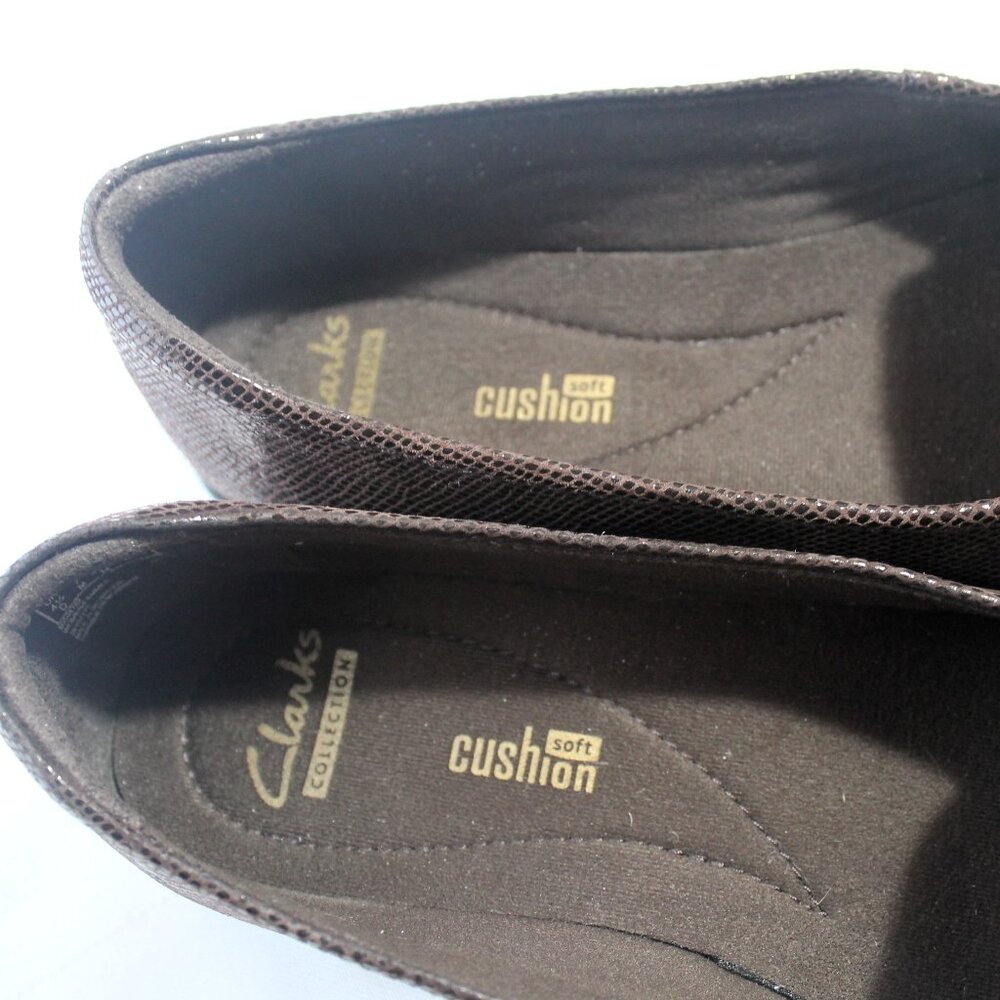 Clarks Haydn Gloss Soft Cushion Loafers, 7M - Picture 4 of 10
